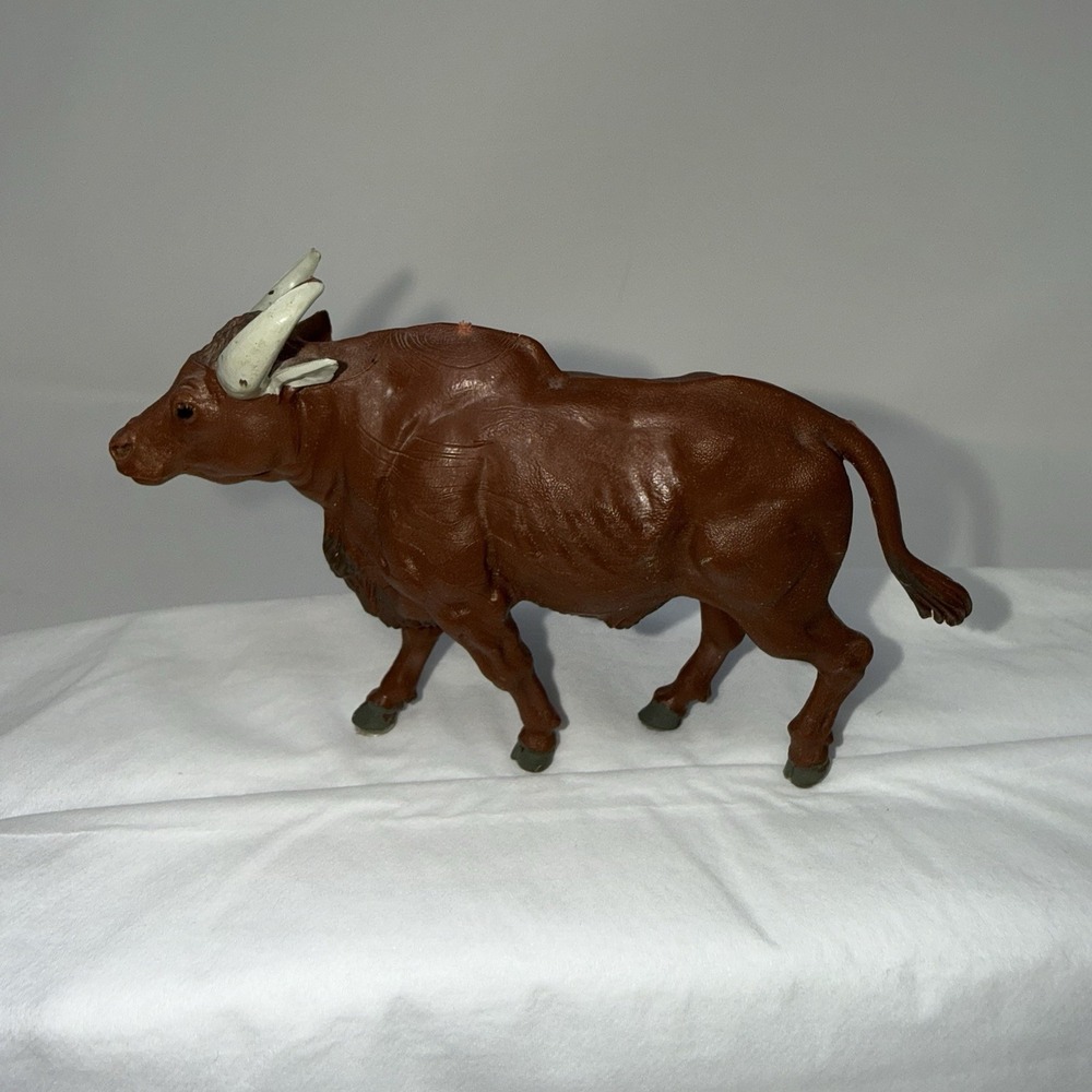 Vtg. 54mm Britains Ltd England Indian Gaur Animal Toy 1979 England #1321